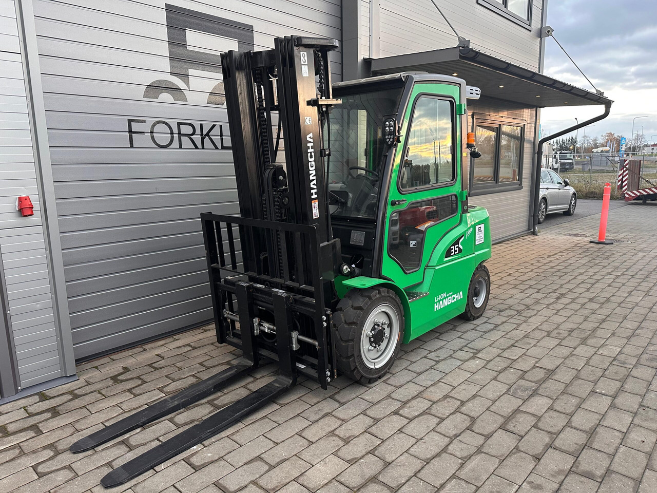 HC XH CPD35-XY2G-SI24 (309V Li-ion aku) - Elektrikli forklift: fotoğraf 1 HC XH CPD35-XY2G-SI24 (309V Li-ion aku) - Elektrikli forklift: fotoğraf 1
