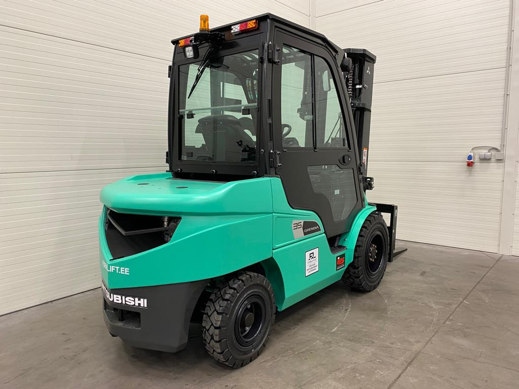 Mitsubishi FD35N3 - Dizel forklift: fotoğraf 4 Mitsubishi FD35N3 - Dizel forklift: fotoğraf 4