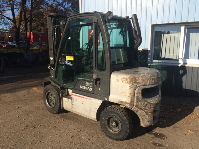 NISSAN DX 30 - Dizel forklift: fotoğraf 2 NISSAN DX 30 - Dizel forklift: fotoğraf 2