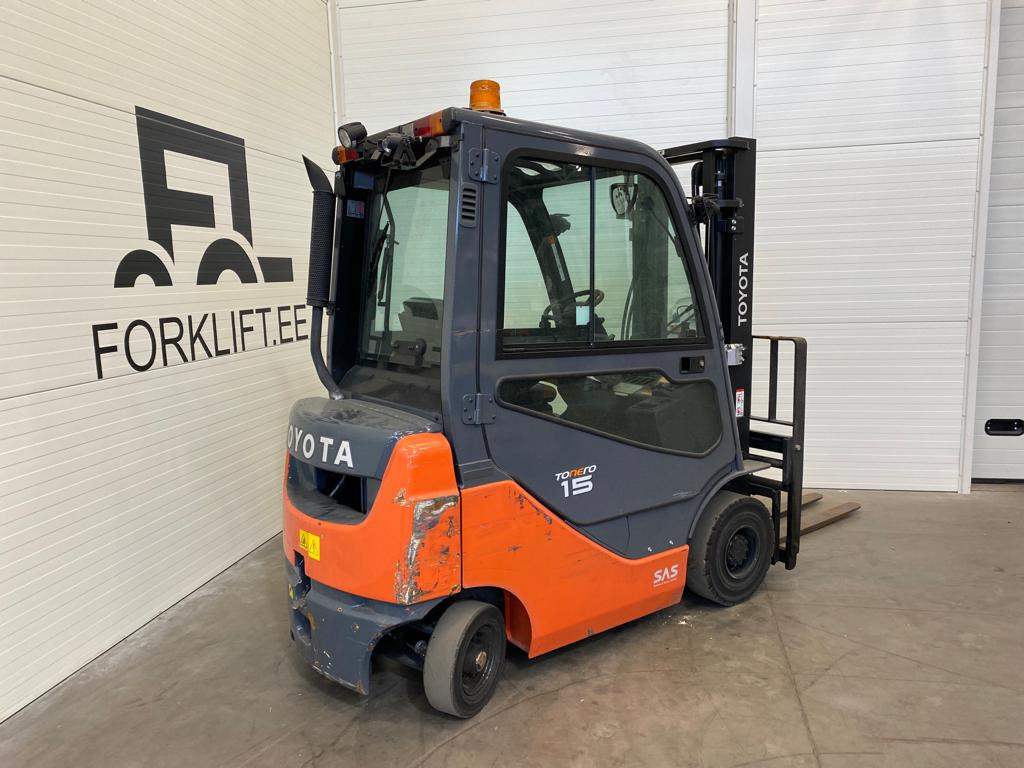 Toyota 02-8FDF15 - Dizel forklift: fotoğraf 4 Toyota 02-8FDF15 - Dizel forklift: fotoğraf 4