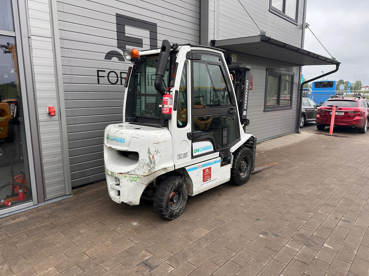 Unicarriers Y1D2A25Q - Dizel forklift: fotoğraf 4 Unicarriers Y1D2A25Q - Dizel forklift: fotoğraf 4