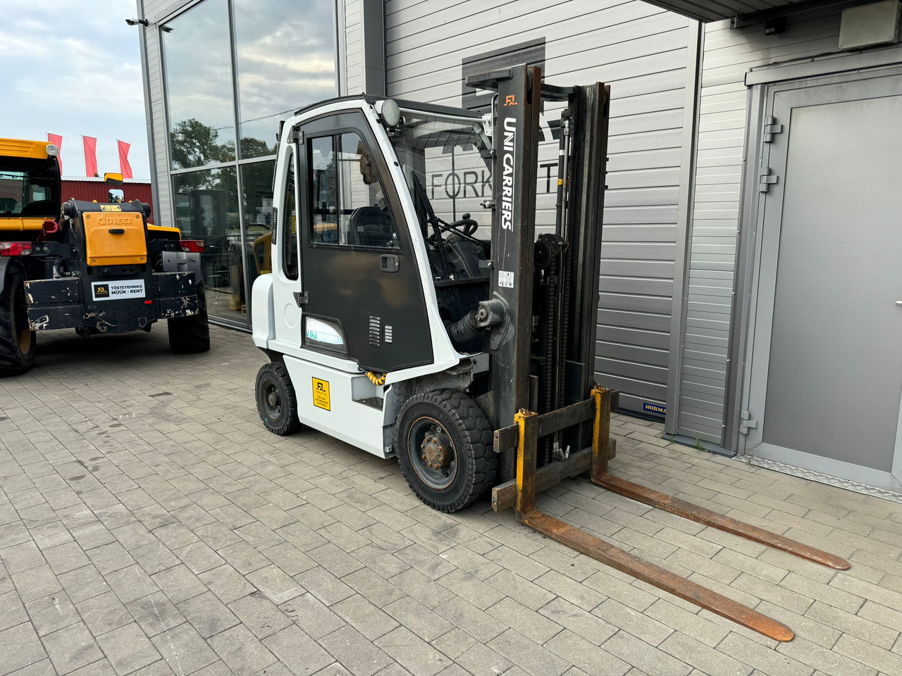 Unicarriers Y1D2A25Q - Dizel forklift: fotoğraf 4 Unicarriers Y1D2A25Q - Dizel forklift: fotoğraf 4