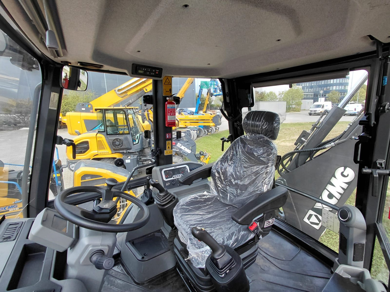 XCMG XC8-S3580 - Iş makinesi: fotoğraf 5 XCMG XC8-S3580 - Iş makinesi: fotoğraf 5