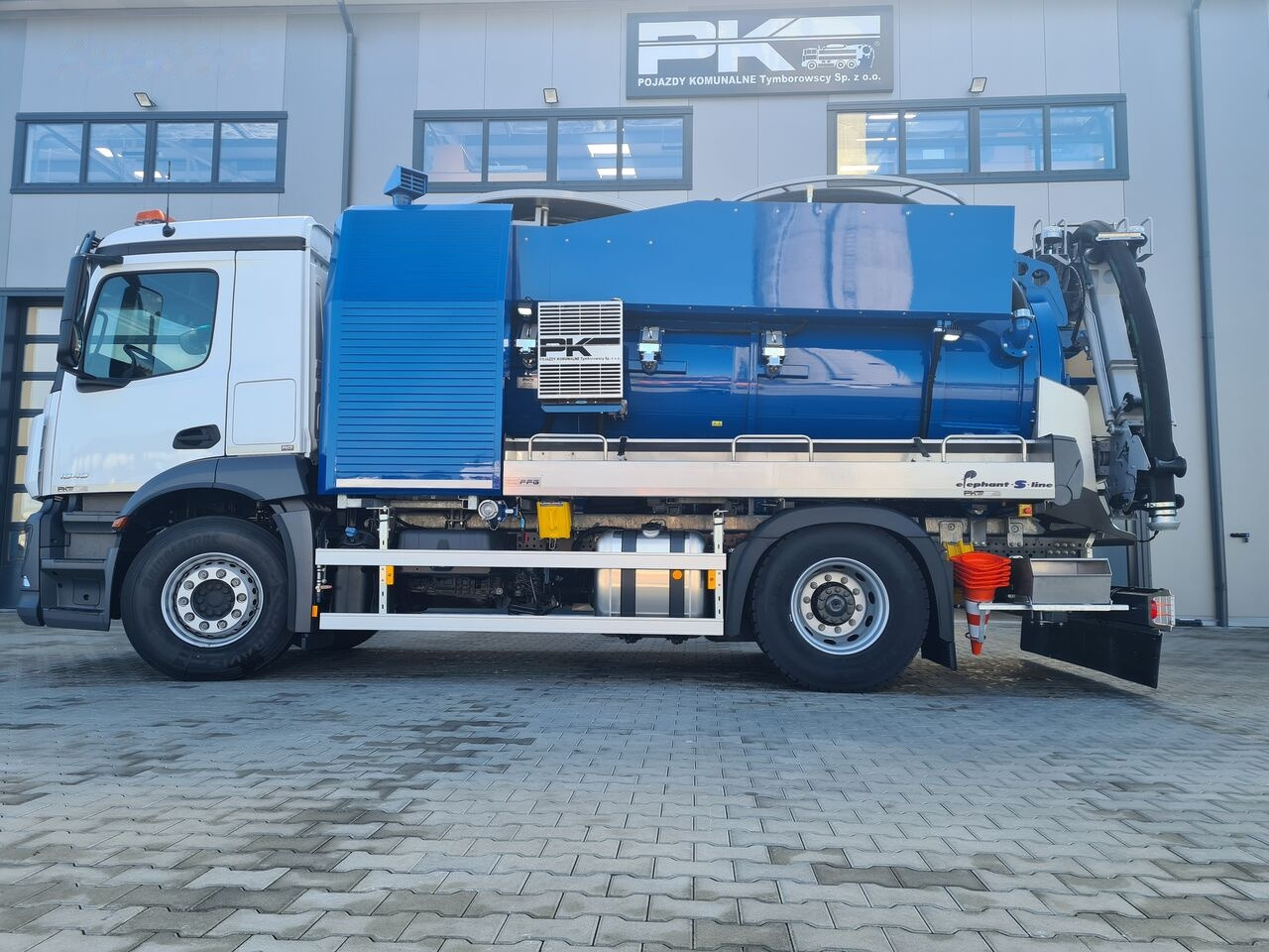 Mercedes-Benz Actros 1843 - Vidanjör: fotoğraf 4 Mercedes-Benz Actros 1843 - Vidanjör: fotoğraf 4