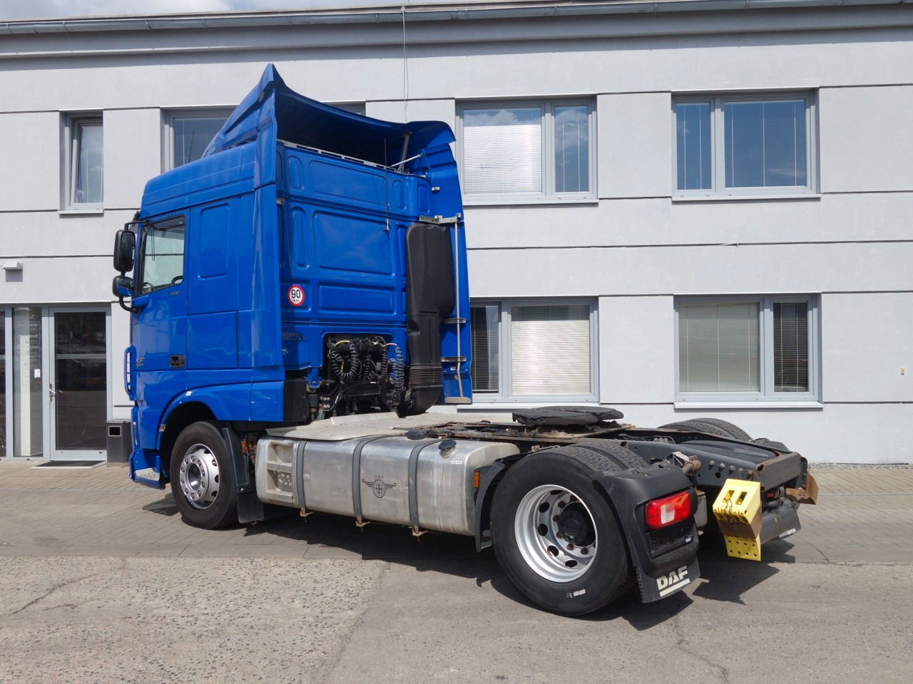 DAF XF 460 SC Standard, Standklima, 3 Stk. - Çekici: fotoğraf 4 DAF XF 460 SC Standard, Standklima, 3 Stk. - Çekici: fotoğraf 4