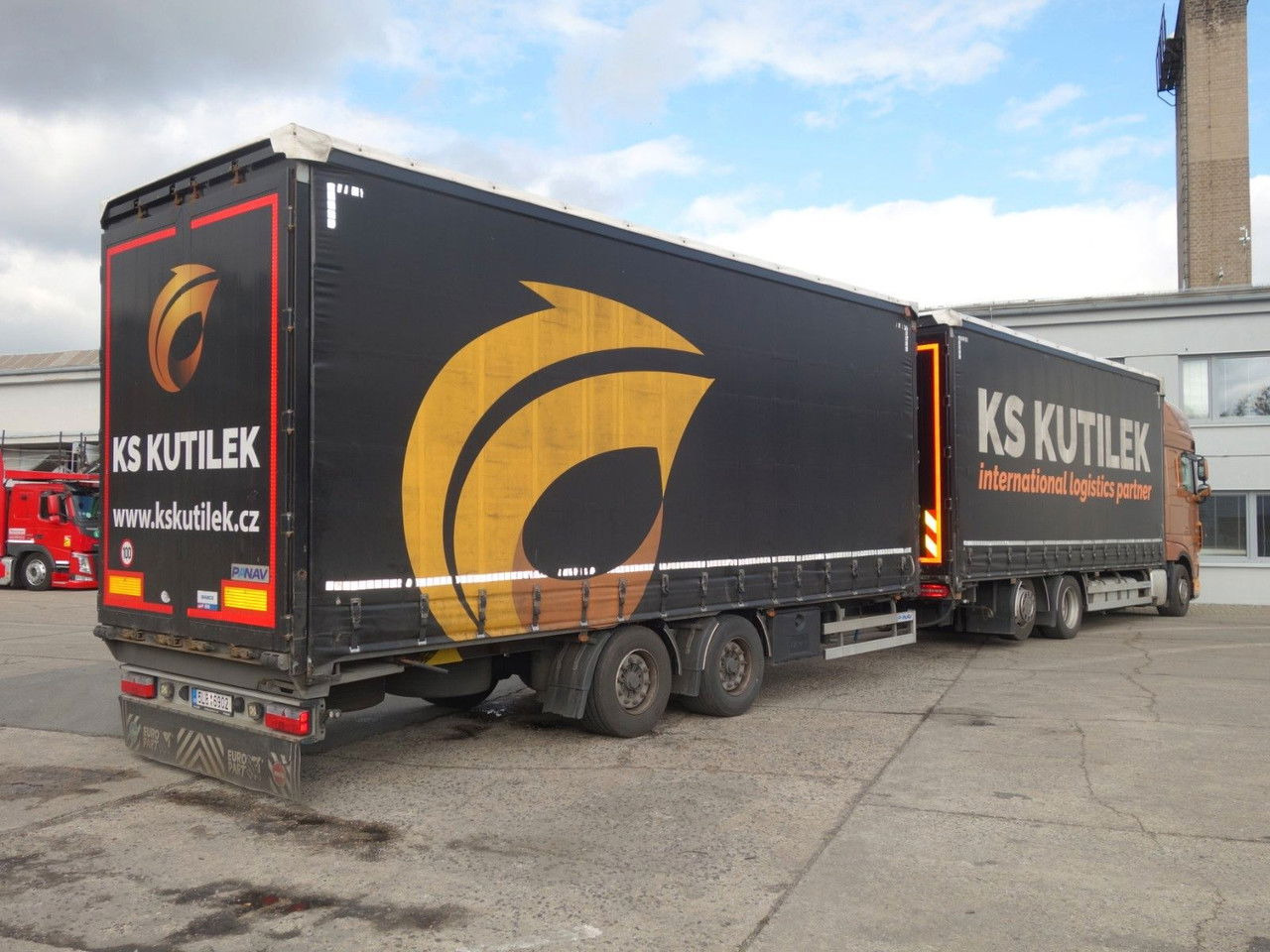 DAF XF 480 SSC, 120 cbm, Durchfahren - Tenteli kamyon: fotoğraf 5 DAF XF 480 SSC, 120 cbm, Durchfahren - Tenteli kamyon: fotoğraf 5