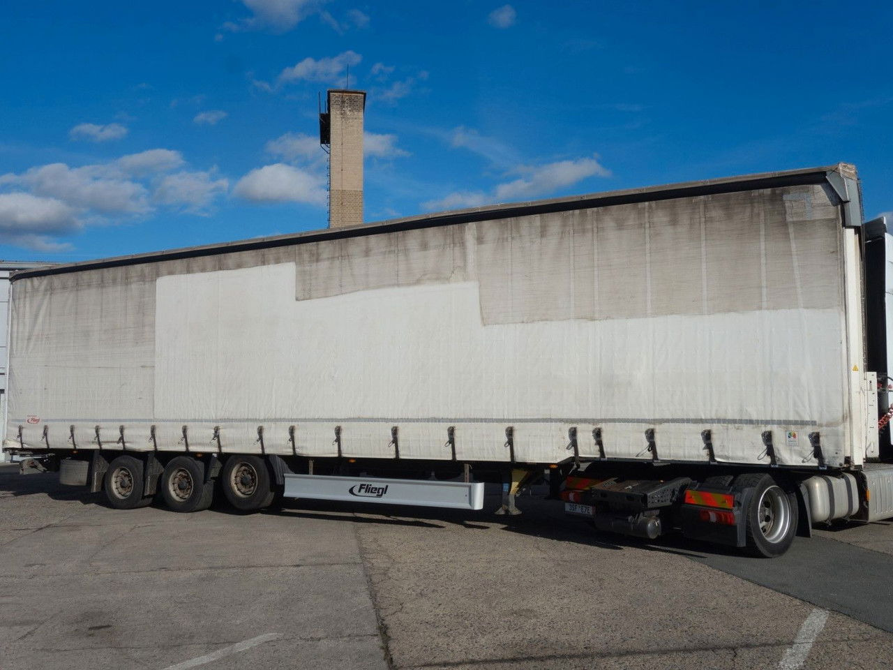 Fliegl SDS 01 Mega , 1xLichtachse - Tenteli dorse: fotoğraf 5 Fliegl SDS 01 Mega , 1xLichtachse - Tenteli dorse: fotoğraf 5