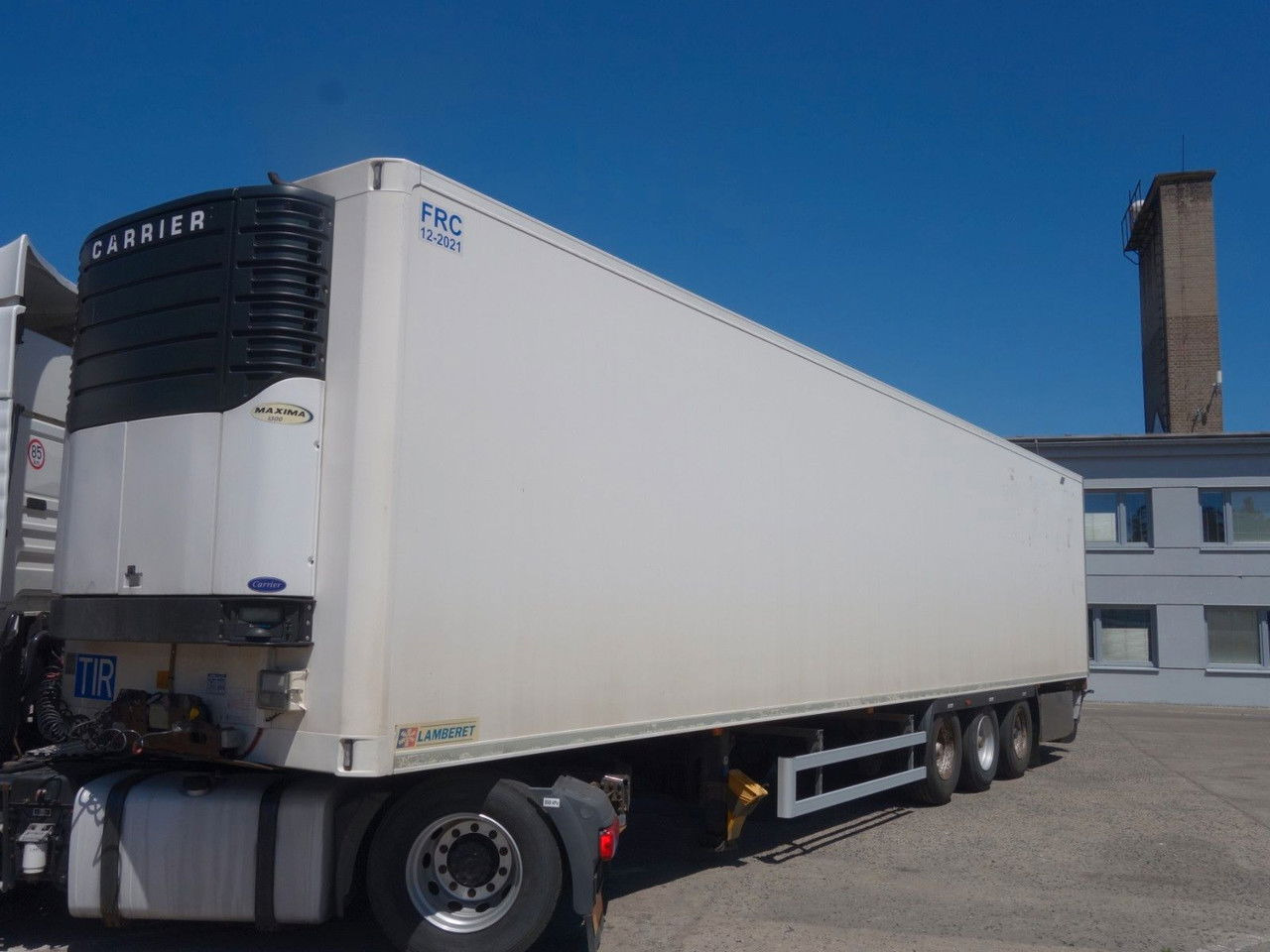 LAMBERET LVF S3 mit Carrier 1300, 2.400 BtS. - Frigorifik dorse: fotoğraf 1 LAMBERET LVF S3 mit Carrier 1300, 2.400 BtS. - Frigorifik dorse: fotoğraf 1