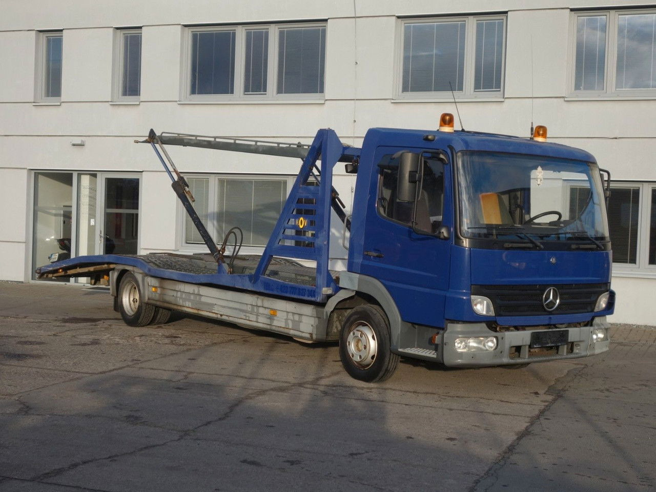 Mercedes-Benz Atego 815 für 2 PKW - Araba taşıyıcı kamyon: fotoğraf 1 Mercedes-Benz Atego 815 für 2 PKW - Araba taşıyıcı kamyon: fotoğraf 1