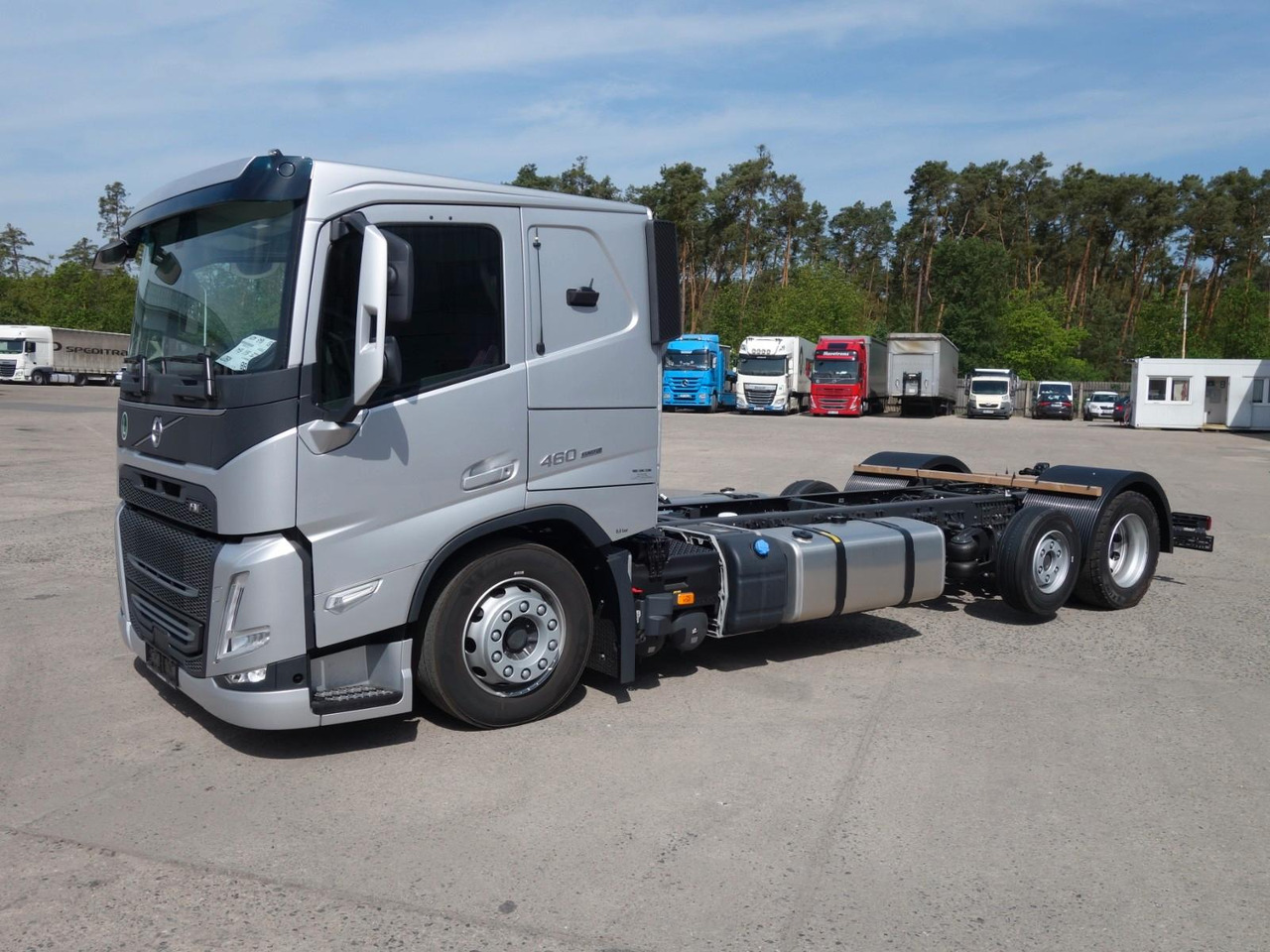 Volvo FM13 460 6x2 Neue RTO , Kassbohrer, Rolfo, Rimo - Araba taşıyıcı kamyon: fotoğraf 2 Volvo FM13 460 6x2 Neue RTO , Kassbohrer, Rolfo, Rimo - Araba taşıyıcı kamyon: fotoğraf 2