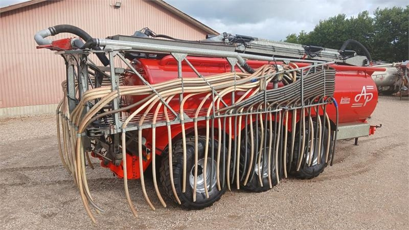 AP GV 25 m. 24 slangbom - Sıvı gübre tankeri: fotoğraf 3 AP GV 25 m. 24 slangbom - Sıvı gübre tankeri: fotoğraf 3