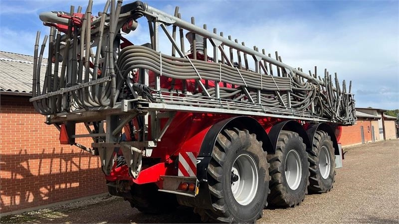 AP GV28 X-Line - Sıvı gübre tankeri: fotoğraf 4 AP GV28 X-Line - Sıvı gübre tankeri: fotoğraf 4