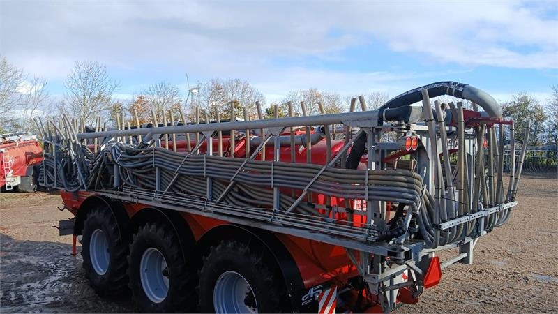 AP GV28 X-Line - Sıvı gübre tankeri: fotoğraf 5 AP GV28 X-Line - Sıvı gübre tankeri: fotoğraf 5