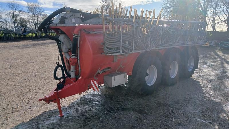 AP GV28 X-Line - Sıvı gübre tankeri: fotoğraf 4 AP GV28 X-Line - Sıvı gübre tankeri: fotoğraf 4