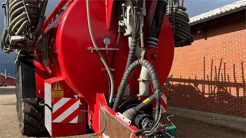 AP GV28 X-Line - Sıvı gübre tankeri: fotoğraf 2 AP GV28 X-Line - Sıvı gübre tankeri: fotoğraf 2