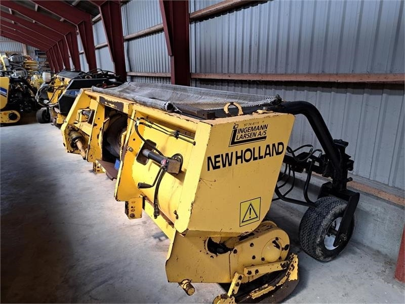 New Holland 355 W Græspick-up - Saman makinesi: fotoğraf 1 New Holland 355 W Græspick-up - Saman makinesi: fotoğraf 1