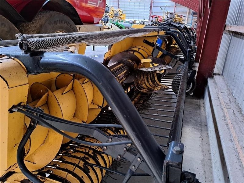 New Holland 355 W Græspick-up - Saman makinesi: fotoğraf 2 New Holland 355 W Græspick-up - Saman makinesi: fotoğraf 2