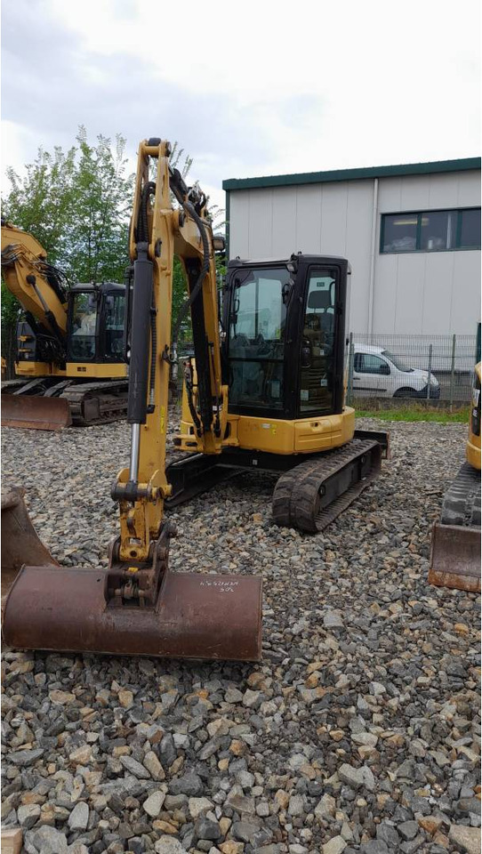 CAT 305E2CR - Paletli ekskavatör: fotoğraf 1 CAT 305E2CR - Paletli ekskavatör: fotoğraf 1