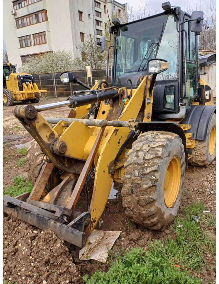 CAT 908M - Tekerlekli yükleyici: fotoğraf 1 CAT 908M - Tekerlekli yükleyici: fotoğraf 1