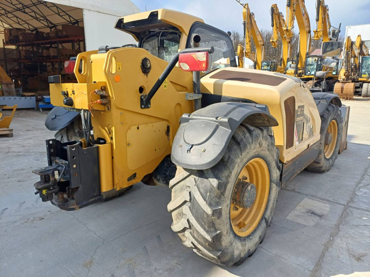 CAT TH407C - Teleskopik yükleyici: fotoğraf 4 CAT TH407C - Teleskopik yükleyici: fotoğraf 4