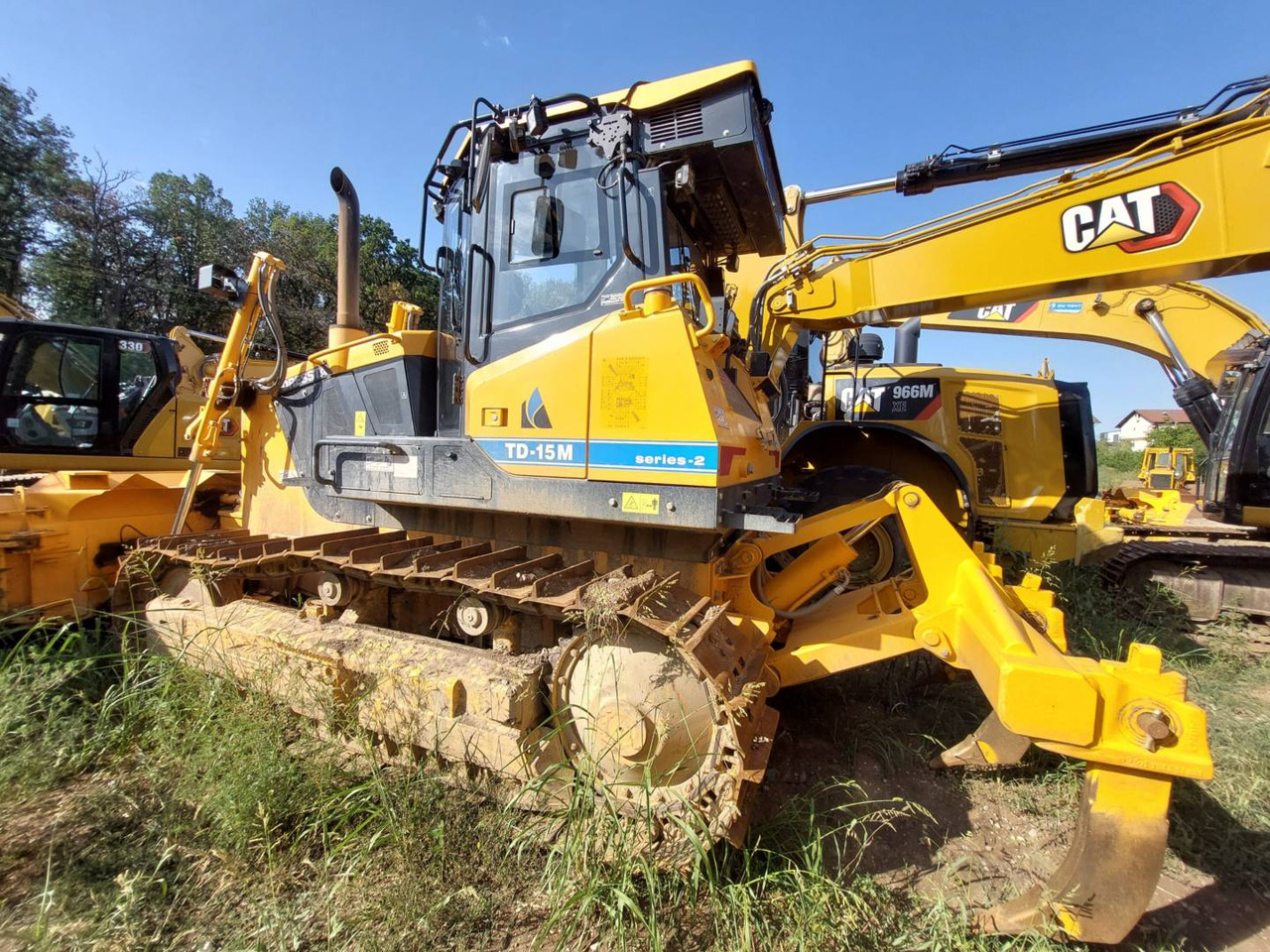 DRESSTA NORTH AMERICA TD-15M - Buldozer: fotoğraf 4 DRESSTA NORTH AMERICA TD-15M - Buldozer: fotoğraf 4