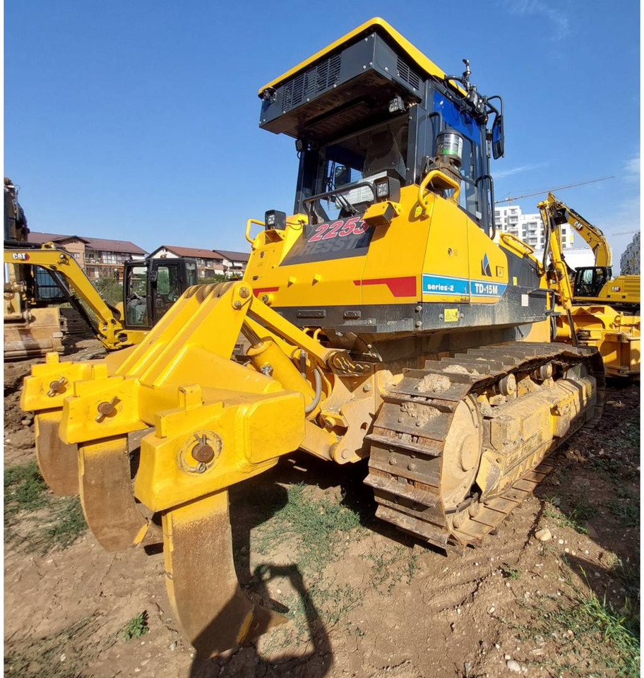 DRESSTA NORTH AMERICA TD-15M - Buldozer: fotoğraf 3 DRESSTA NORTH AMERICA TD-15M - Buldozer: fotoğraf 3