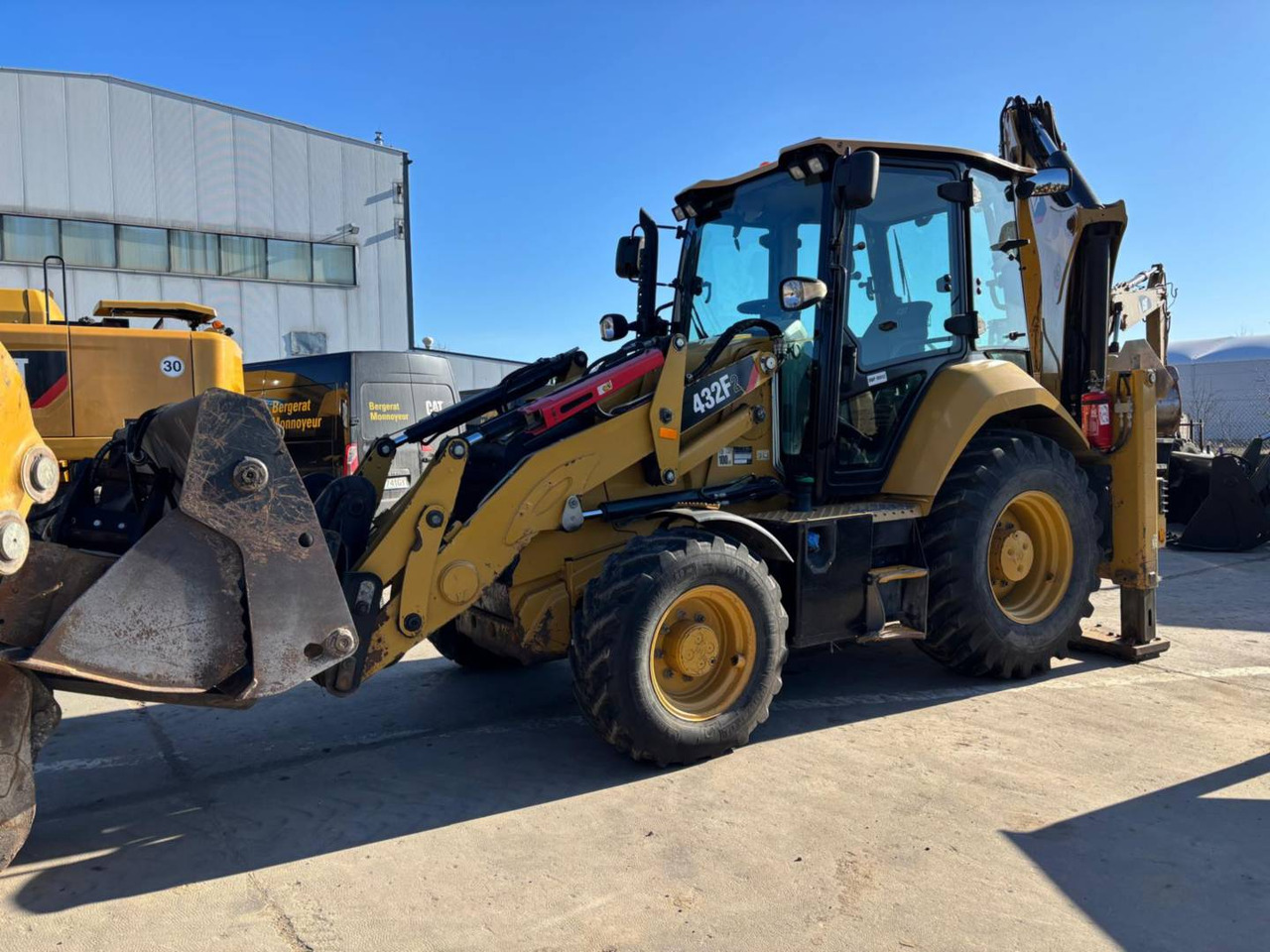 CAT 432F2 - Iş makinesi: fotoğraf 1 CAT 432F2 - Iş makinesi: fotoğraf 1