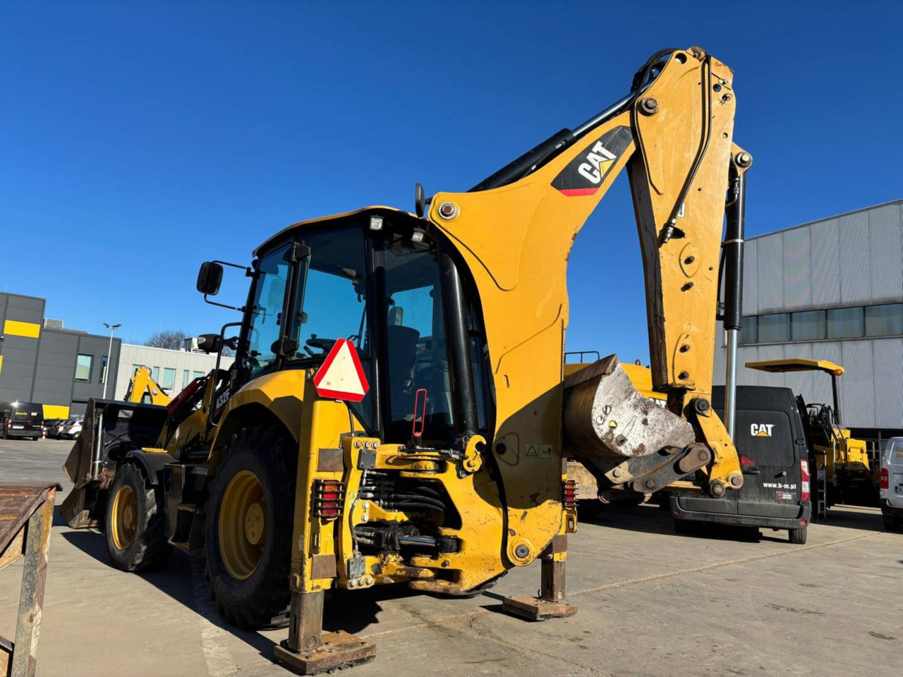 CAT 432F2 - Iş makinesi: fotoğraf 4 CAT 432F2 - Iş makinesi: fotoğraf 4