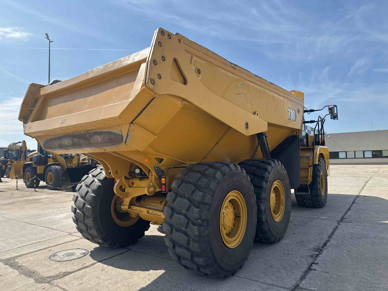 CAT 730 - Belden kırma kaya kamyonu: fotoğraf 3 CAT 730 - Belden kırma kaya kamyonu: fotoğraf 3
