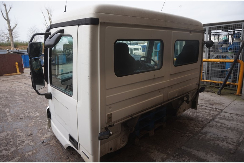 Mercedes-Benz ACTROS F07 R TUNNEL HOOG 94389925287927 - Kabin ve iç mekan - Kamyon: fotoğraf 4 Mercedes-Benz ACTROS F07 R TUNNEL HOOG 94389925287927 - Kabin ve iç mekan - Kamyon: fotoğraf 4