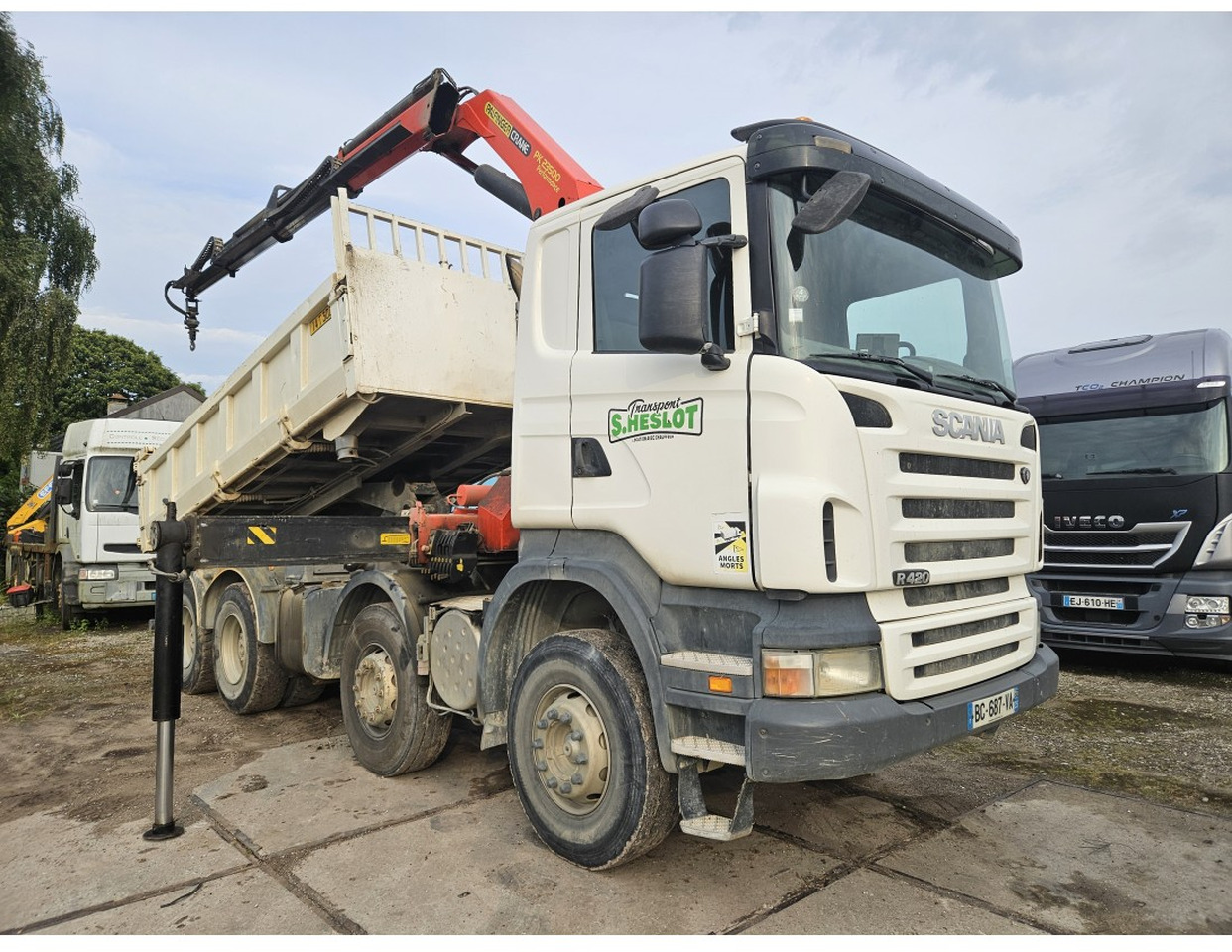Scania R420 8x4 Tipper Crane Palfinger 23500 - Damperli kamyon, Vinçli kamyon: fotoğraf 3 Scania R420 8x4 Tipper Crane Palfinger 23500 - Damperli kamyon, Vinçli kamyon: fotoğraf 3