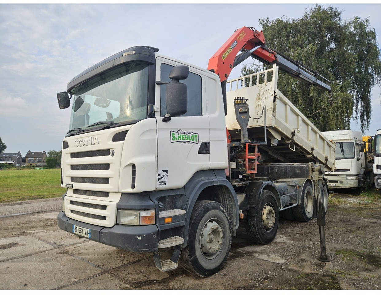 Scania R420 8x4 Tipper Crane Palfinger 23500 - Damperli kamyon, Vinçli kamyon: fotoğraf 1 Scania R420 8x4 Tipper Crane Palfinger 23500 - Damperli kamyon, Vinçli kamyon: fotoğraf 1