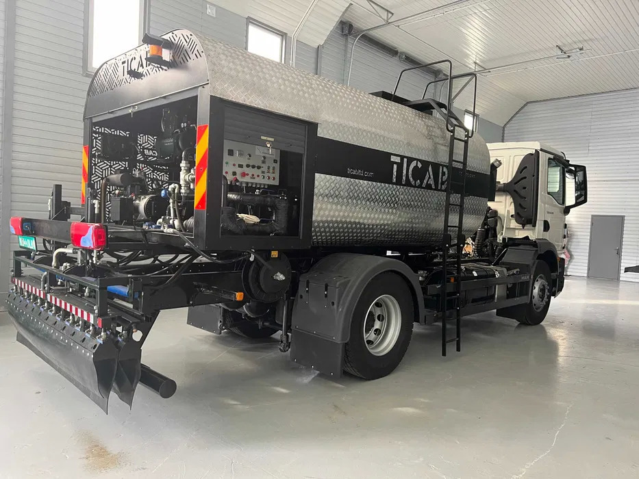 TICAB Asphalt Distributor, 8000 L, Аutonomous Asphalt Sprayer, Manufacturer - Mobil beton pompası: fotoğraf 1 TICAB Asphalt Distributor, 8000 L, Аutonomous Asphalt Sprayer, Manufacturer - Mobil beton pompası: fotoğraf 1