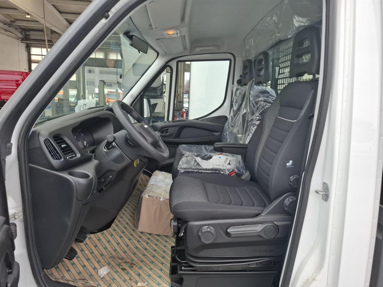 IVECO Daily 35C14 - Panelvan: fotoğraf 5 IVECO Daily 35C14 - Panelvan: fotoğraf 5