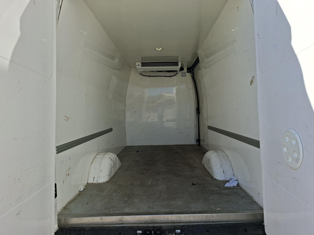 IVECO Daily 35S14V - Frigorifik kamyonet: fotoğraf 5 IVECO Daily 35S14V - Frigorifik kamyonet: fotoğraf 5
