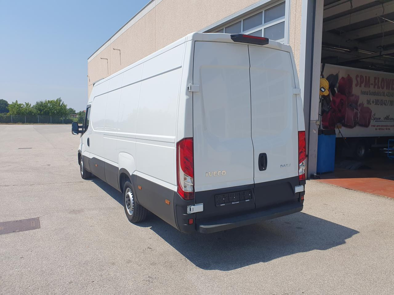 IVECO Daily 35S16V - Minivan: fotoğraf 3 IVECO Daily 35S16V - Minivan: fotoğraf 3