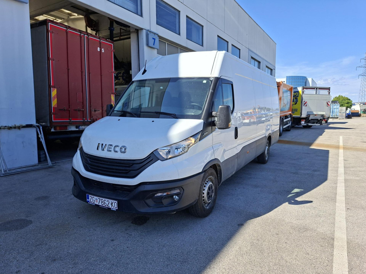 IVECO Daily 35S16V - Minivan: fotoğraf 2 IVECO Daily 35S16V - Minivan: fotoğraf 2