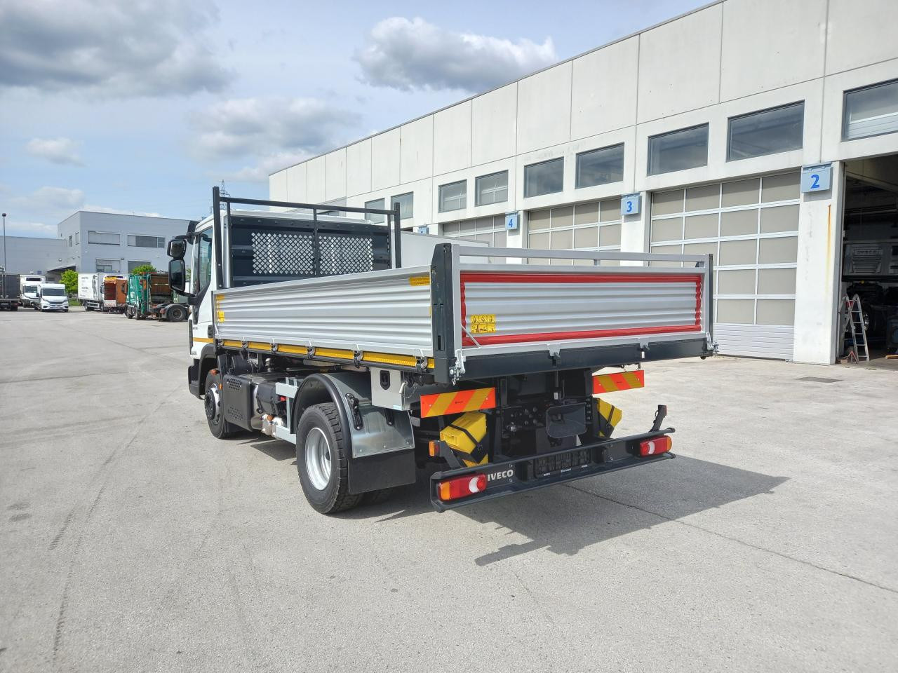 IVECO Eurocargo ML120EL25 - Damperli kamyon: fotoğraf 3 IVECO Eurocargo ML120EL25 - Damperli kamyon: fotoğraf 3