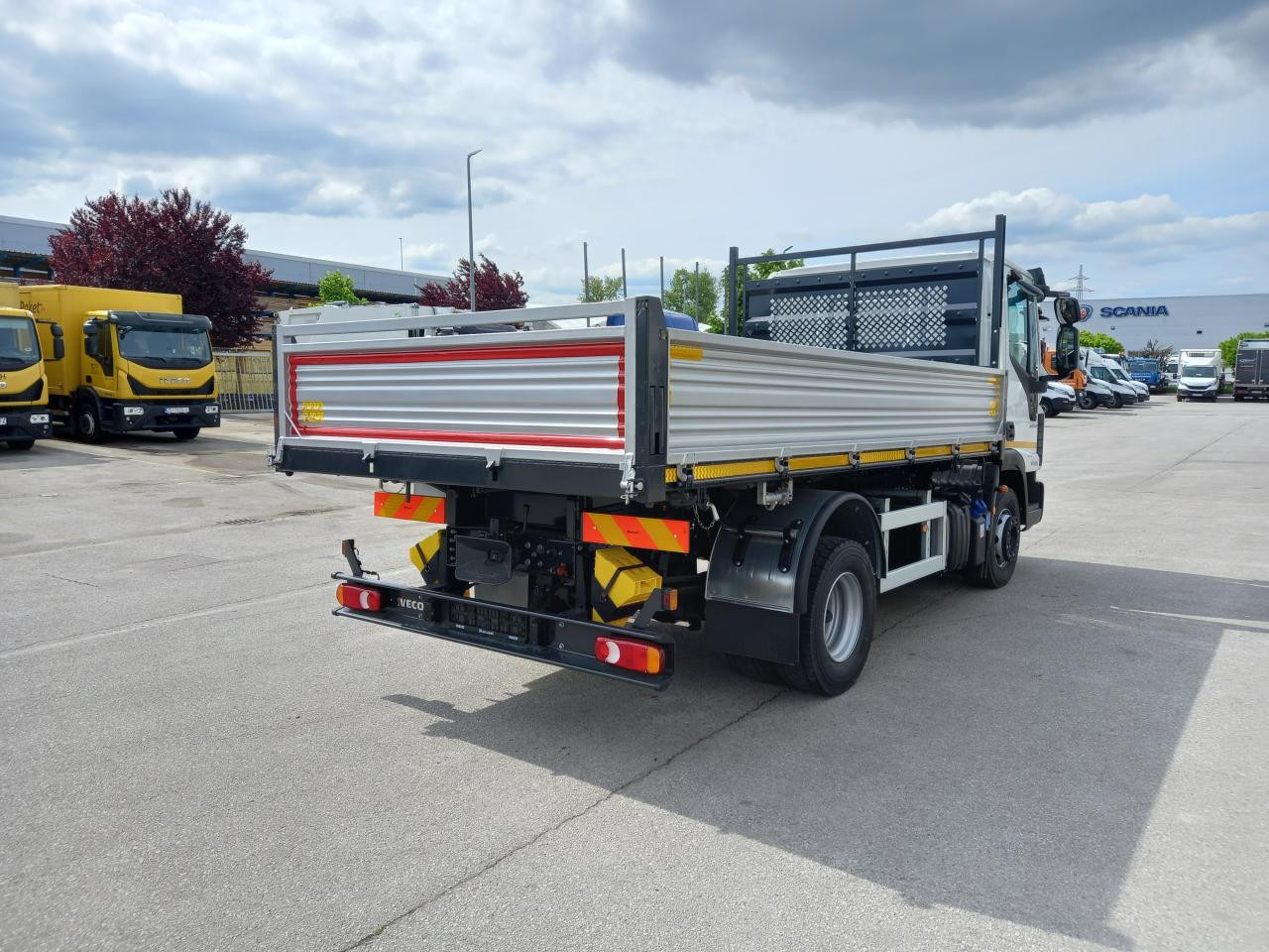 IVECO Eurocargo ML120EL25 - Damperli kamyon: fotoğraf 4 IVECO Eurocargo ML120EL25 - Damperli kamyon: fotoğraf 4