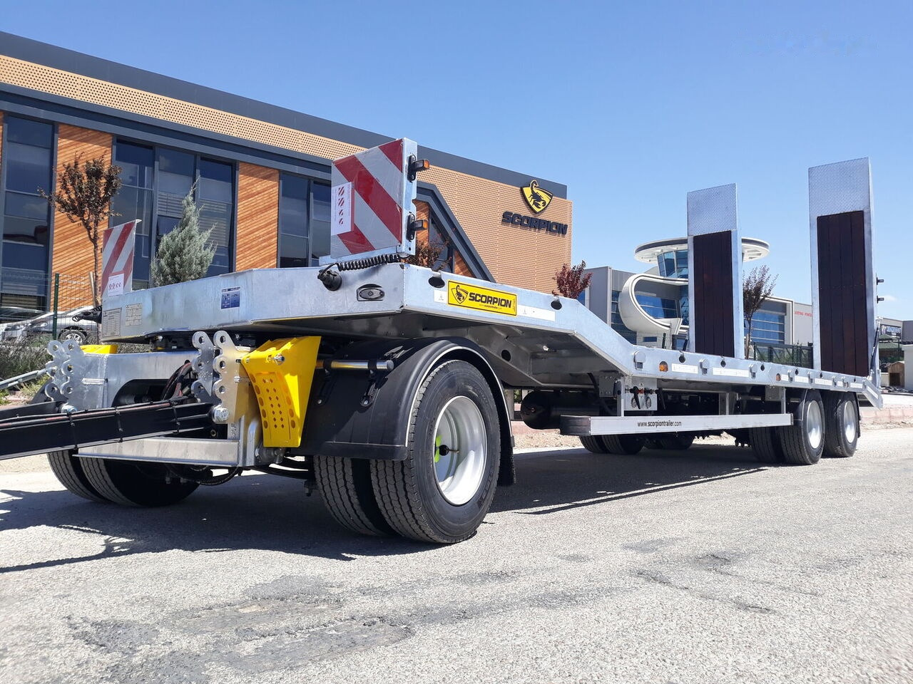 Scorpion Trailer SCORPION TRAILER NEW 3 AXLE (MANUFACTURER COMPANY) - Alçak çerçeveli platform dorse: fotoğraf 2 Scorpion Trailer SCORPION TRAILER NEW 3 AXLE (MANUFACTURER COMPANY) - Alçak çerçeveli platform dorse: fotoğraf 2