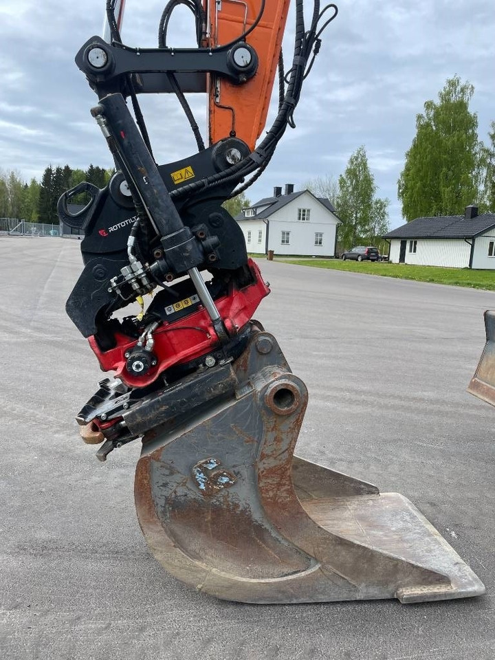 Tekerlekli ekskavatör Doosan DX 165 W: fotoğraf 13