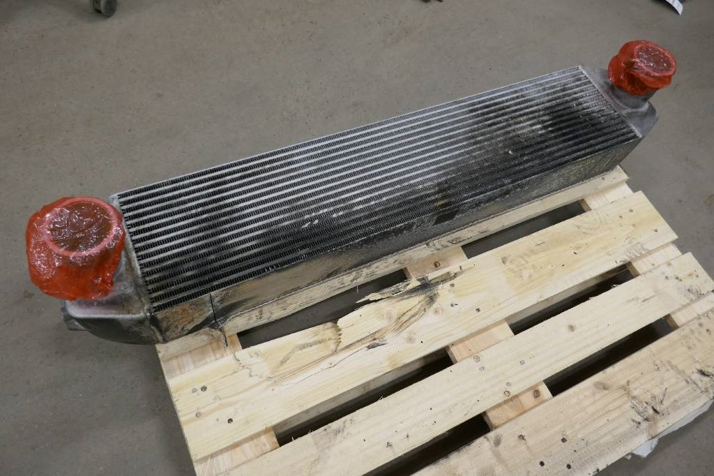 Volvo L180 HL Intercooler, voe866457 - Radyatör - İş makinaları: fotoğraf 1 Volvo L180 HL Intercooler, voe866457 - Radyatör - İş makinaları: fotoğraf 1