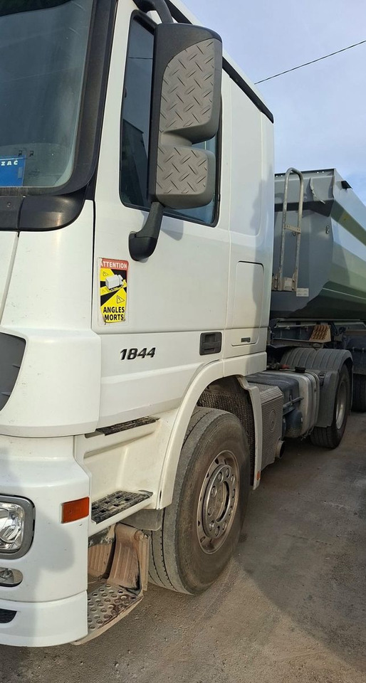 Mercedes-Benz Actros 1844 4x2, MP3, Euro 5 - Çekici: fotoğraf 2 Mercedes-Benz Actros 1844 4x2, MP3, Euro 5 - Çekici: fotoğraf 2