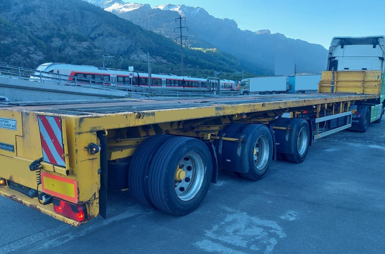 Goldhofer SPZ DL 3-36/80A, 56ton Goldhofer SPZ DL 3-36/80A, 56ton, 3m teleskop - Alçak çerçeveli platform dorse: fotoğraf 2 Goldhofer SPZ DL 3-36/80A, 56ton Goldhofer SPZ DL 3-36/80A, 56ton, 3m teleskop - Alçak çerçeveli platform dorse: fotoğraf 2