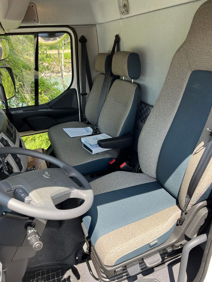 Volvo FL280 4x2, E6, Wohnwagen + 2 Pferdeplaetze Volvo FL280 4x2, E6, 7.40m Chassis, Fahrgestell finansal kiralama Volvo FL280 4x2, E6, Wohnwagen + 2 Pferdeplaetze Volvo FL280 4x2, E6, 7.40m Chassis, Fahrgestell: fotoğraf 12