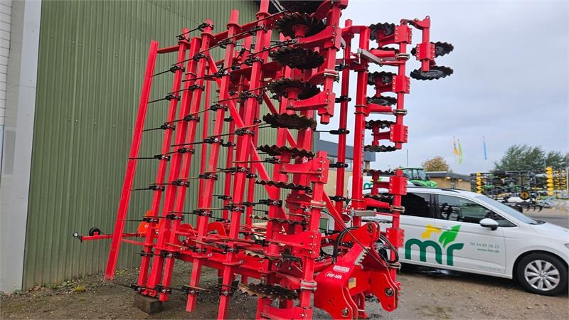 He-Va Top strigle 800 - Tırmık: fotoğraf 1 He-Va Top strigle 800 - Tırmık: fotoğraf 1