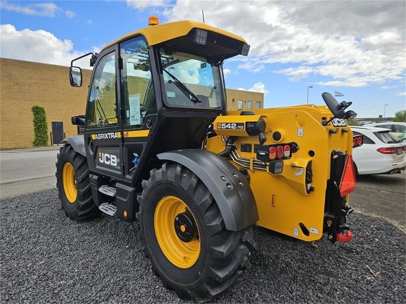 JCB 542-70 AGRI XTRA Centralsmøring - Teleskopik yükleyici: fotoğraf 4 JCB 542-70 AGRI XTRA Centralsmøring - Teleskopik yükleyici: fotoğraf 4