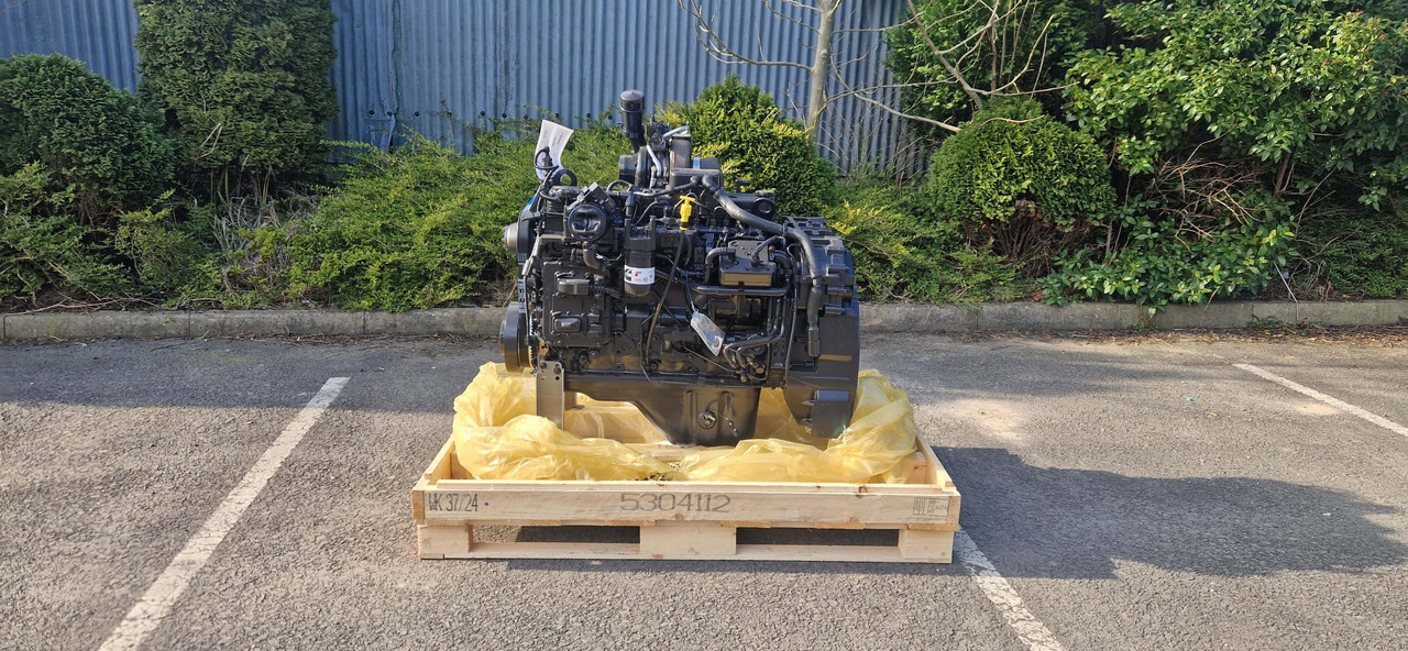 Cummins QSB 6.7 engine unused 6 cylinder CM2450 ECU - Motor - İş makinaları: fotoğraf 1 Cummins QSB 6.7 engine unused 6 cylinder CM2450 ECU - Motor - İş makinaları: fotoğraf 1