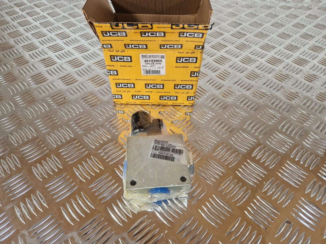 JCB solenoid valve 401/E6865 superseded JCB 25/221087 - Motor ve yedek parça - İş makinaları: fotoğraf 1 JCB solenoid valve 401/E6865 superseded JCB 25/221087 - Motor ve yedek parça - İş makinaları: fotoğraf 1
