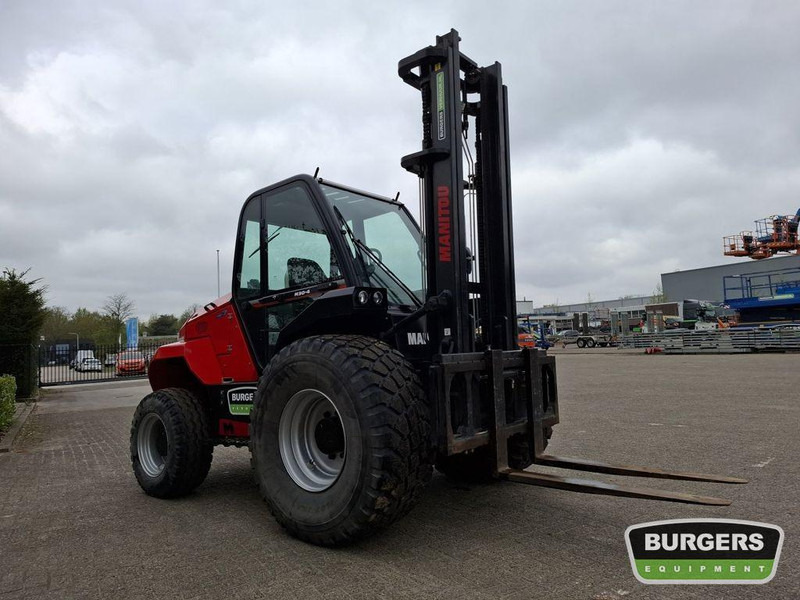 Manitou M30-4 - Arazi tipi forklift: fotoğraf 2 Manitou M30-4 - Arazi tipi forklift: fotoğraf 2